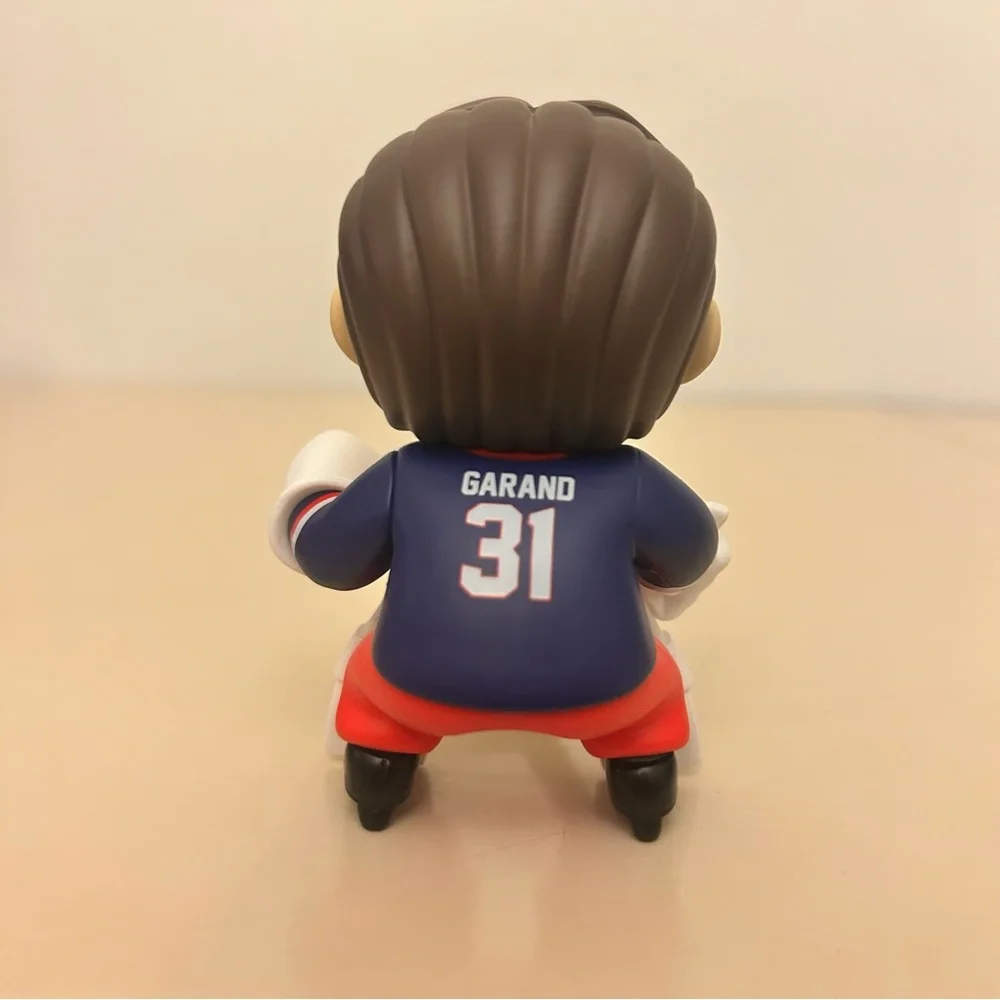2026 HARTFORD WOLF PACK DYLAN GARAND MINI VINYL FIGURINE FIGURE GIVEAWAY NIB - Picture 2 of 6